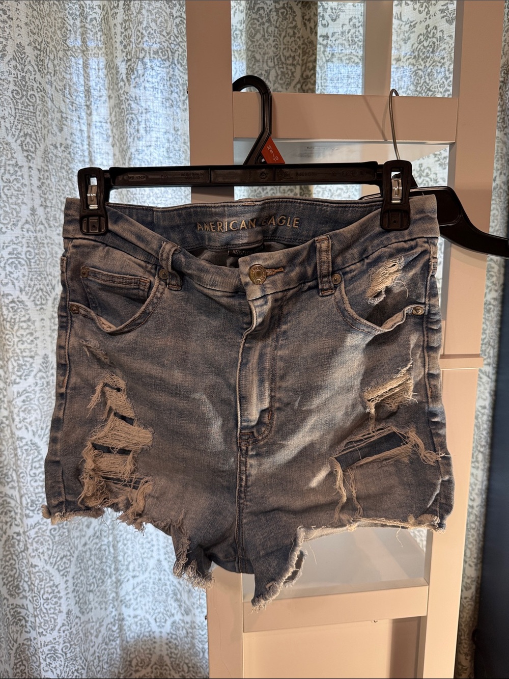 American Eagle Outfitters Light Blue Distressed Denim Shorts size 8